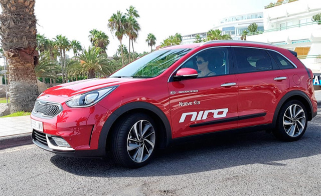 KiaNiro24